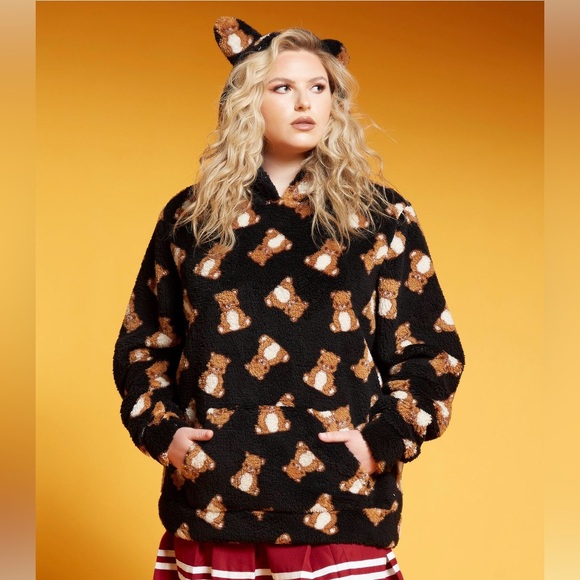 Hot Topic Jackets & Blazers - Hot Topic Teddy Bear Sherpa Hoodie - size LARGE - oversized plush teddy sweater